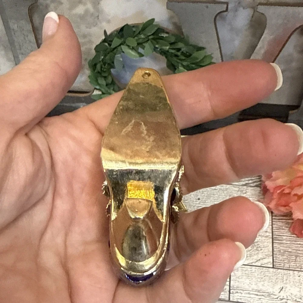 N/A vintage enameled